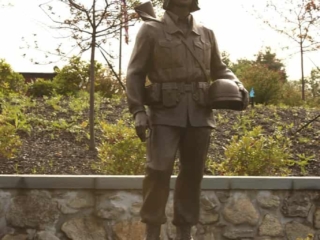 Auburn Desert Storm Soldier IMG_2486