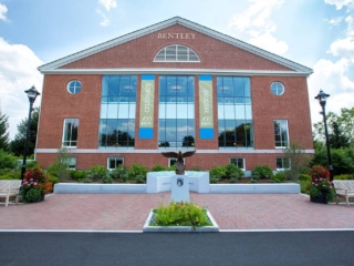 Bentley Falcon FI0A4240