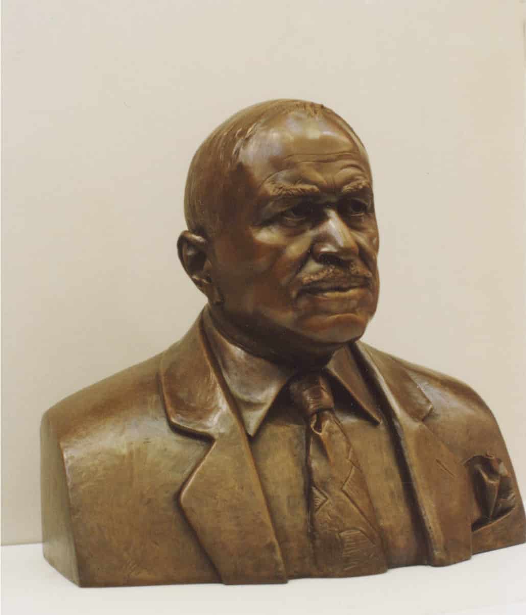 Eddie Robinson Bust