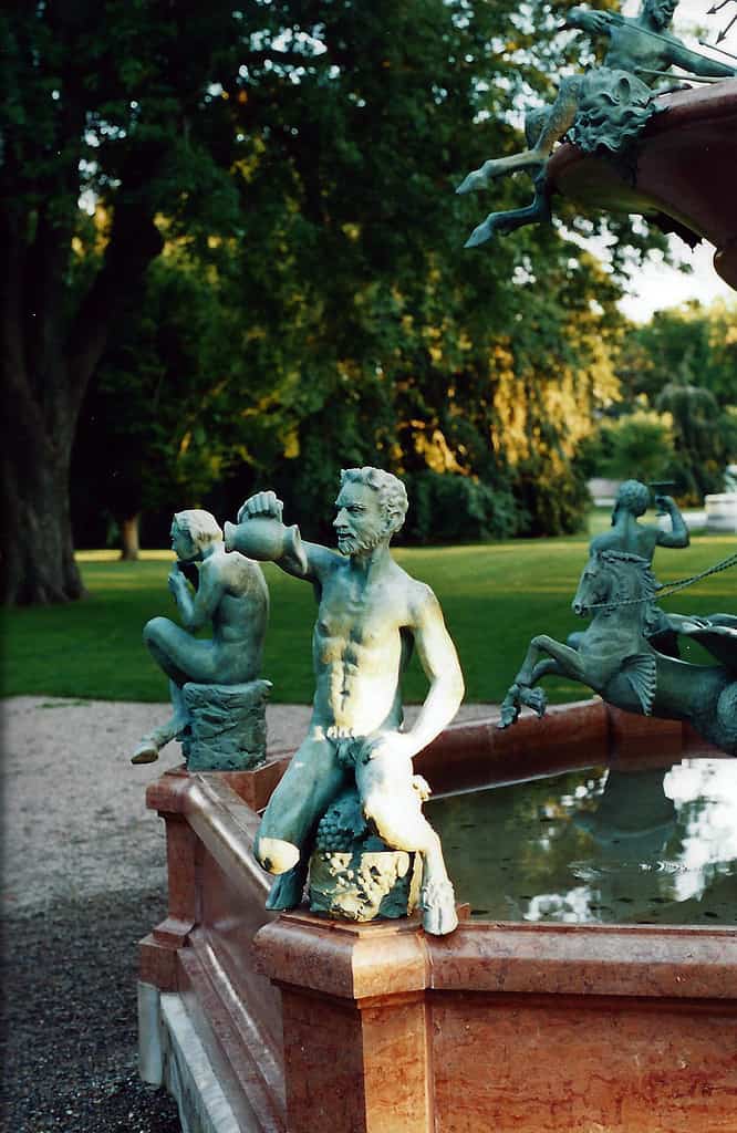 Herculesfountain5 – Copy